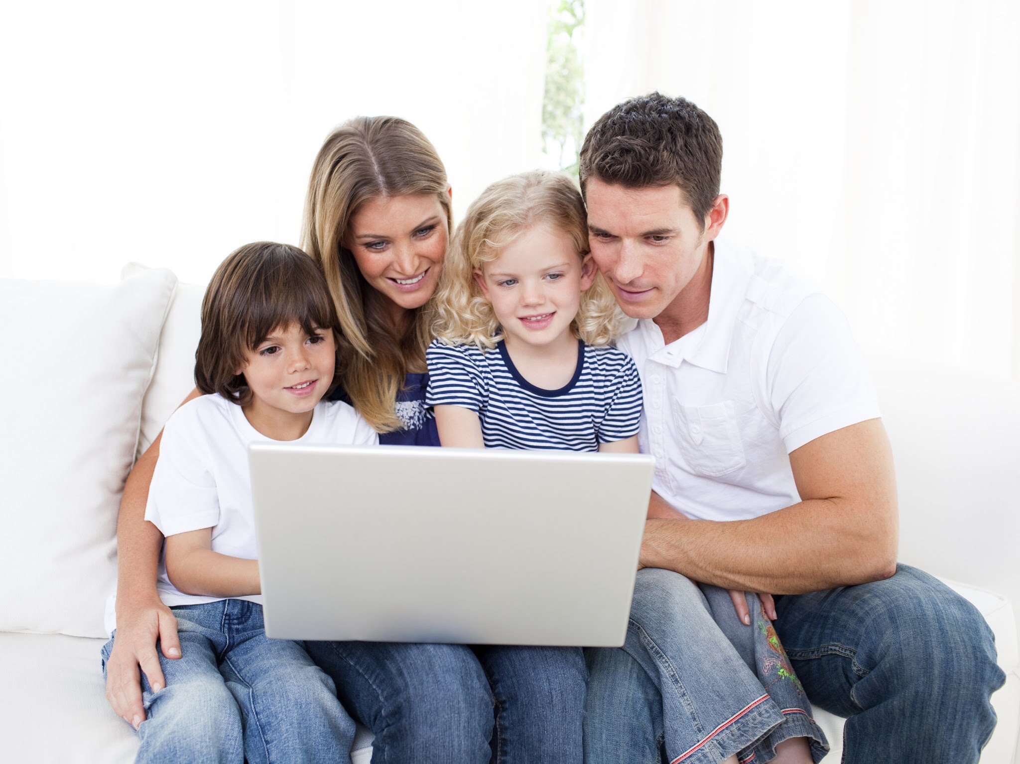 Study Offers Insight, Advice For Family Tech Rules